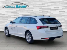 Škoda Octavia Combi Essence TSI in Alaska-Weiß