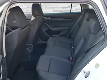 Škoda Octavia Combi Essence TSI in Alaska-Weiß