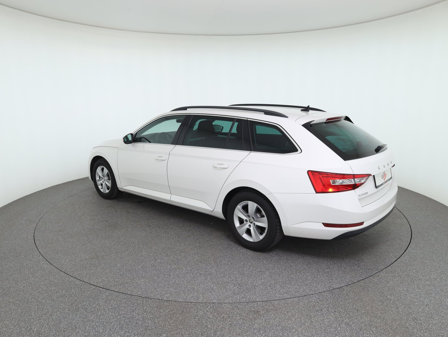 Škoda SUPERB Combi Ambition TDI | Bild 7 von 37