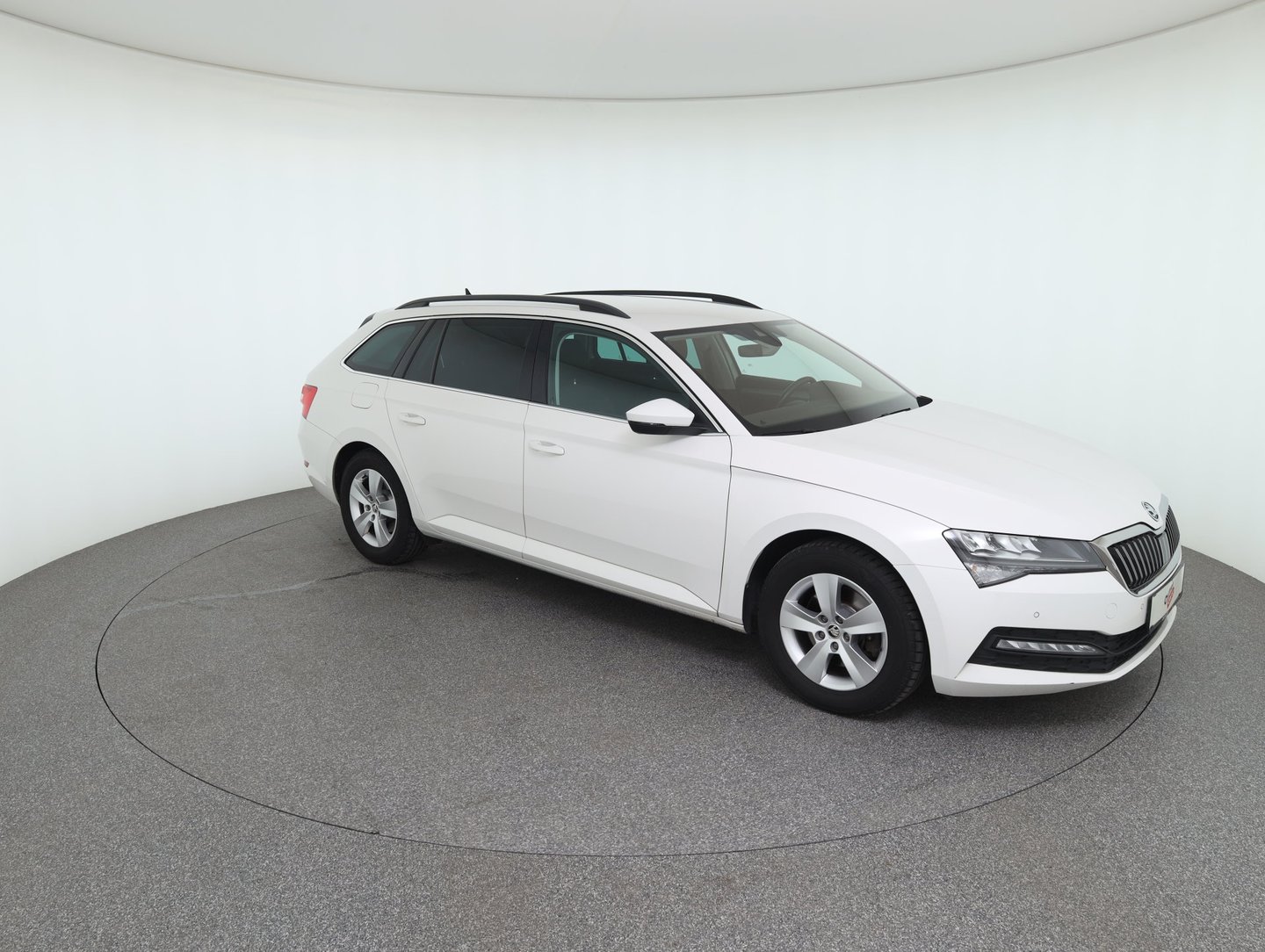 Škoda SUPERB Combi Ambition TDI | Bild 3 von 37