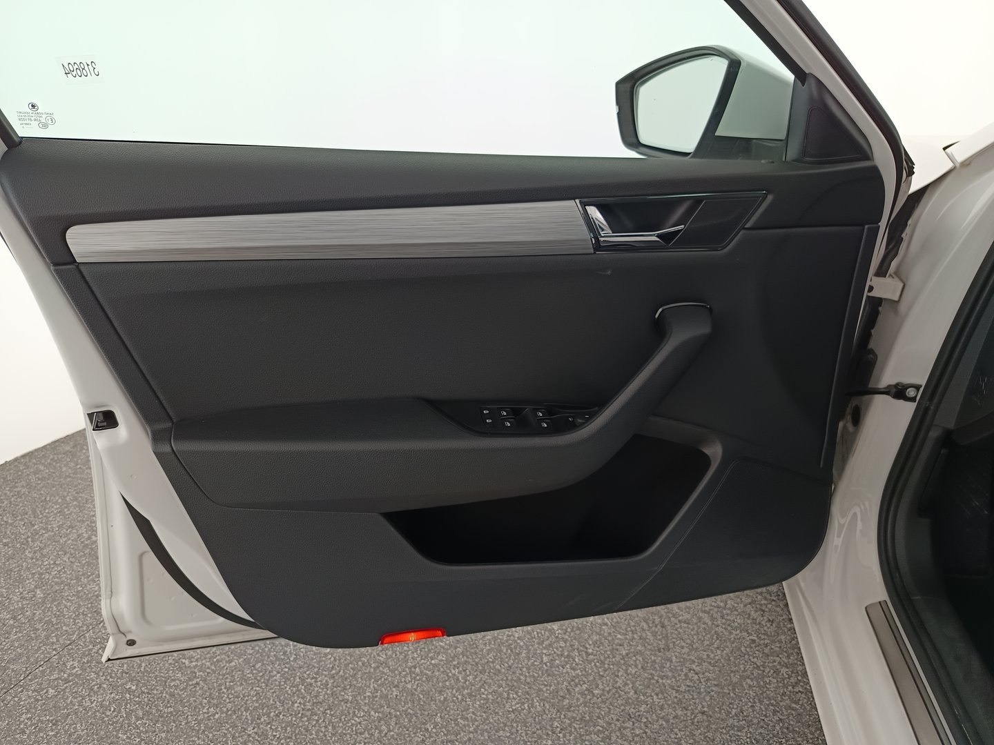 Škoda SUPERB Combi Ambition TDI | Bild 10 von 37