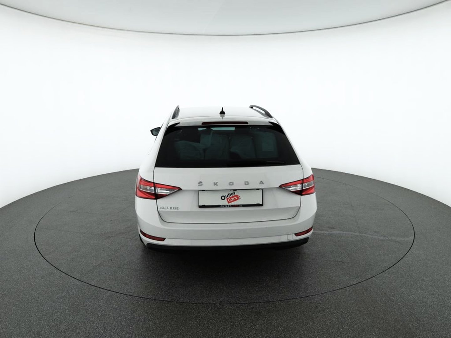 Škoda SUPERB Combi Ambition TDI | Bild 6 von 37