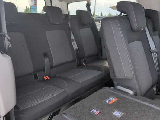 Bild eines Transporter Kombi LR TDI