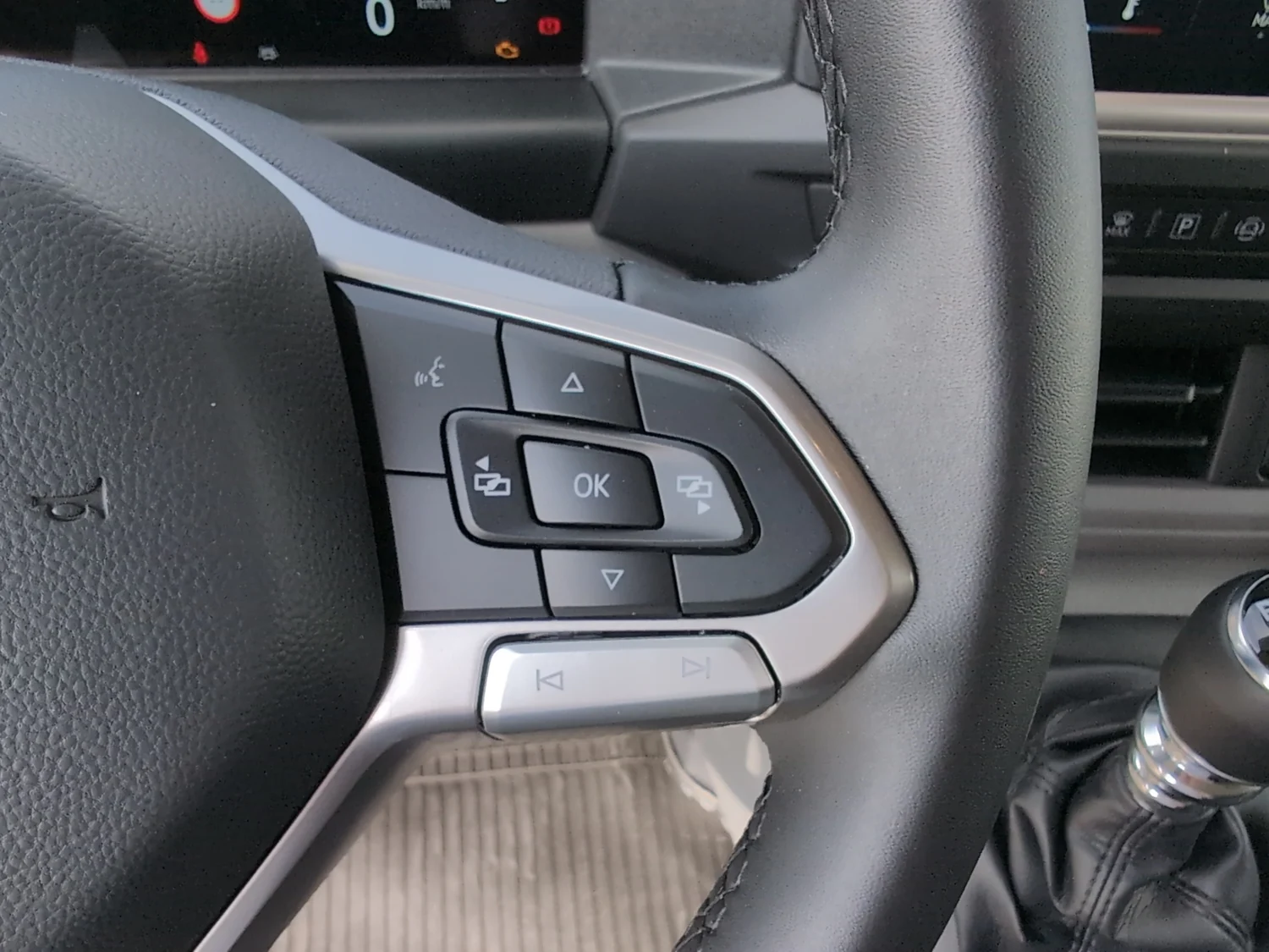 Bild eines Transporter Kombi LR TDI