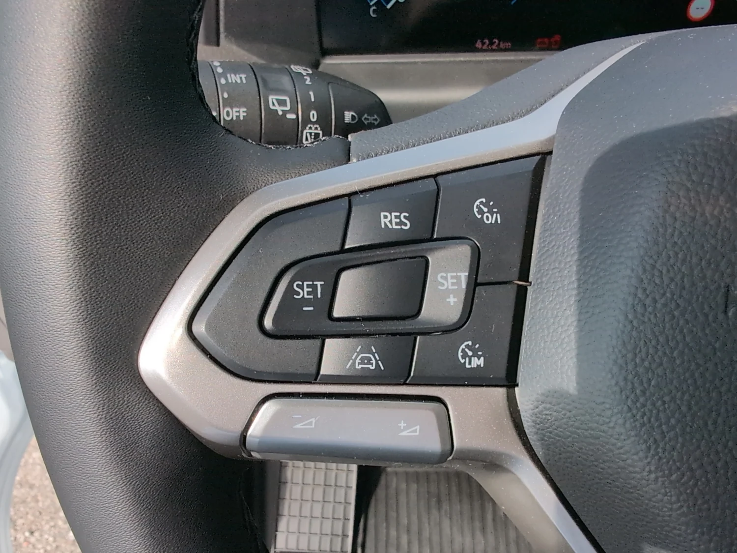 Bild eines Transporter Kombi LR TDI