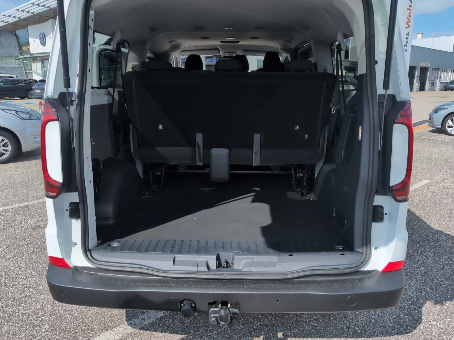 Bild eines Transporter Kombi LR TDI