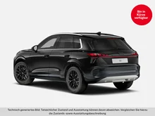Audi Q3 TDI 110 kW  intense in Mythosschwarz Metallic