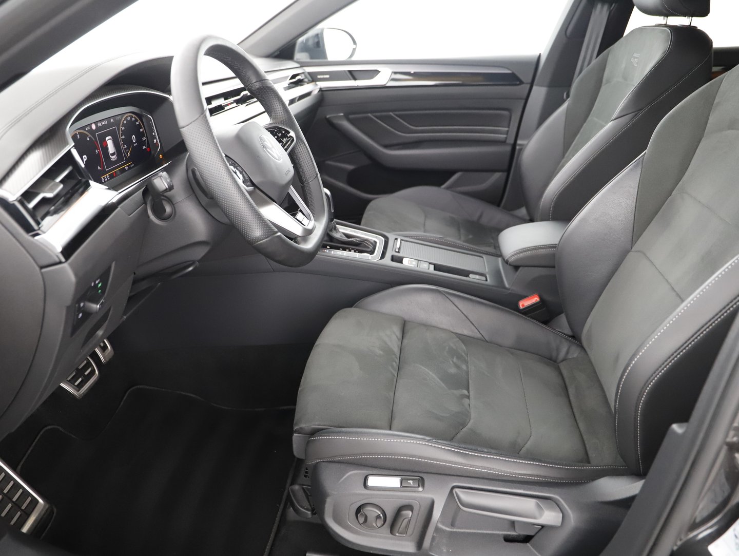 VW Arteon SB R-Line TDI DSG | Bild 4 von 26
