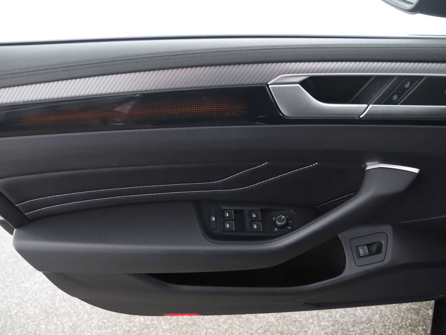 VW Arteon SB R-Line TDI DSG | Bild 18 von 26