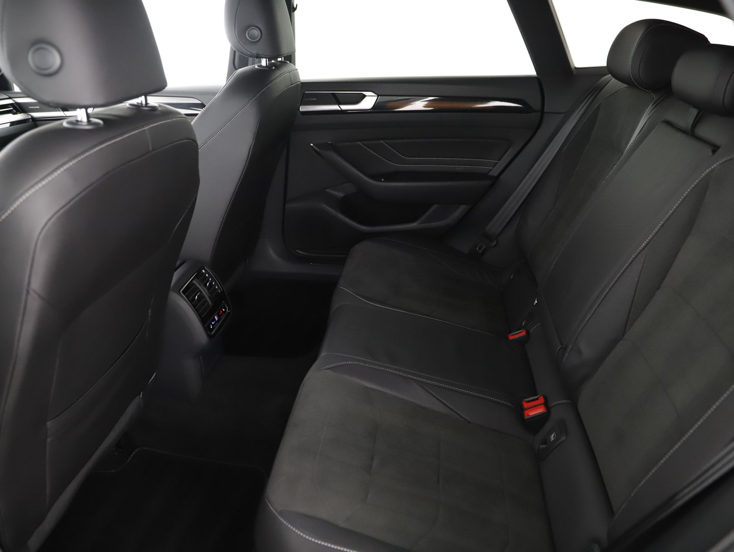 VW Arteon SB R-Line TDI DSG | Bild 5 von 26