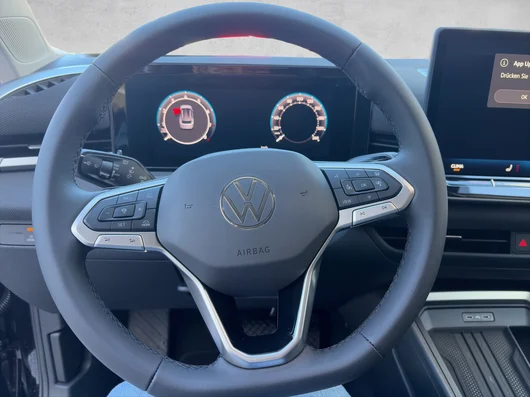 Bild eines T-Roc Life eTSI DSG