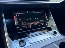Audi A6 Avant 40 TDI quattro Sport in mythosschwarz metallic