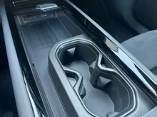 VW ID.7 Tourer GTX 4MOTION 250kW Business in Scale Silver Metallic Dach Schwarz