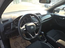 Thumbnail-Foto von Fahrzeug