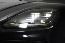 Thumbnail-Foto von Fahrzeug