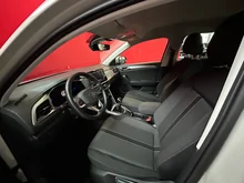 VW T-Roc Life TSI in 6U Ascotgrau