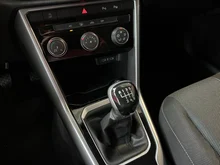 VW T-Roc Life TSI in 6U Ascotgrau