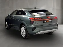 Audi Q3 Sportback TDI 110 kW  intense in Salbeigrün Metallic