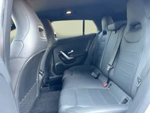 Mercedes CLA 200 d Shooting Brake Aut. in weiss - normal