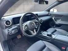 Mercedes CLA 200 d Shooting Brake Aut. in weiss - normal