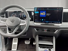 VW Tiguan R-Line TDI DSG in Oyster Silver Metallic