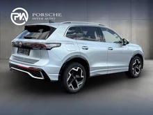 VW Tiguan R-Line TDI DSG in Oyster Silver Metallic