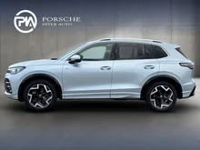 VW Tiguan R-Line TDI DSG in Oyster Silver Metallic