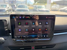 VW T-Roc Life eTSI DSG in Grenadillschwarz Metallic
