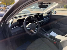 VW T-Roc Life eTSI DSG in Grenadillschwarz Metallic