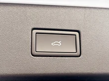 VW Tayron R-Line eHybrid DSG 200kW in Oryxweiß Perlmutteffekt