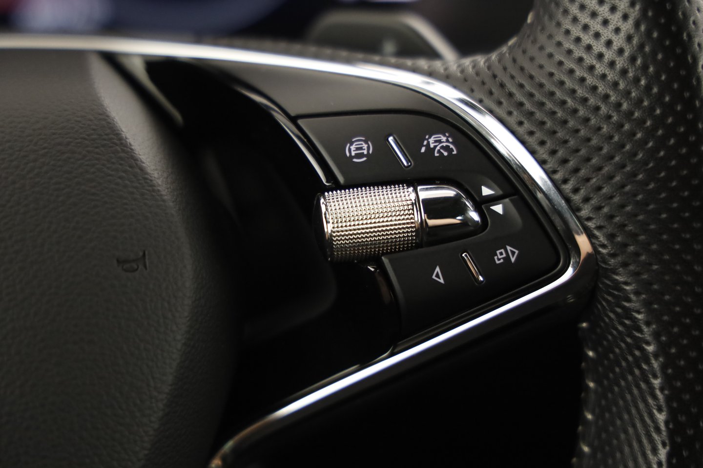 Škoda SUPERB Combi iV SPORTLINE DSG | Bild 14 von 26