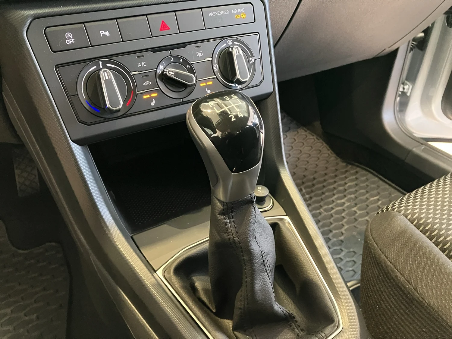 Bild eines VW T-Cross 4Me TSI