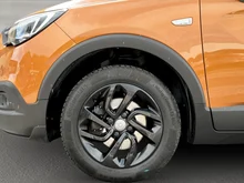 Opel Crossland X 1,2 Turbo Direct Injection Ultimate St./St. in gold - metallic-perleffekt