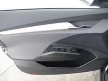 Škoda Enyaq 60 in ALLUC Quarz-Grau Metallic