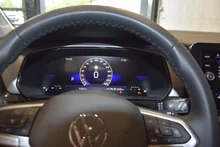 VW T-Cross Friends TSI DSG in Reflexsilber Metallic
