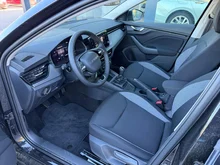 Škoda Scala Essence TSI in Black-Magic Perleffekt