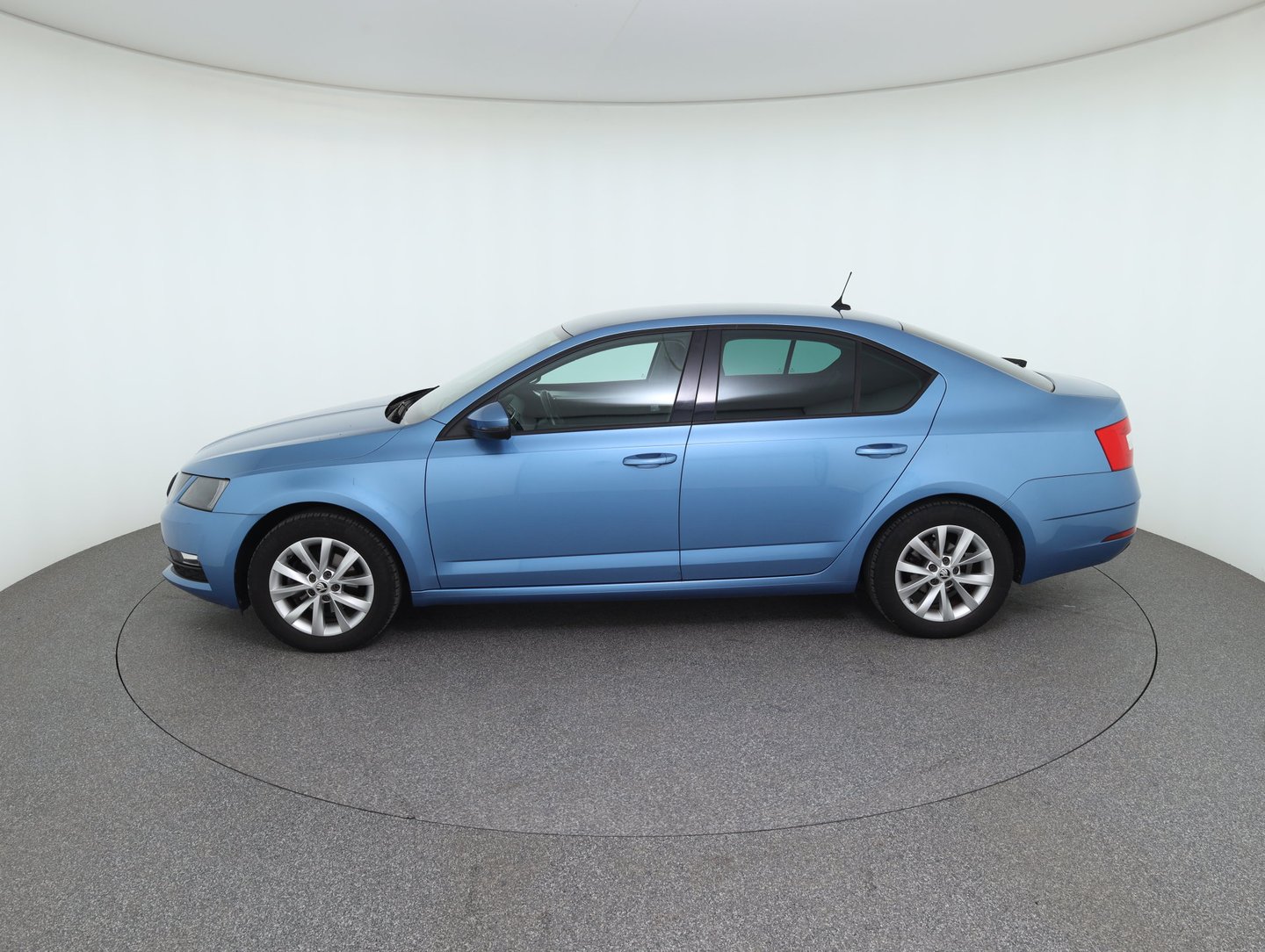 Škoda OCTAVIA Ambition TDI | Bild 8 von 31