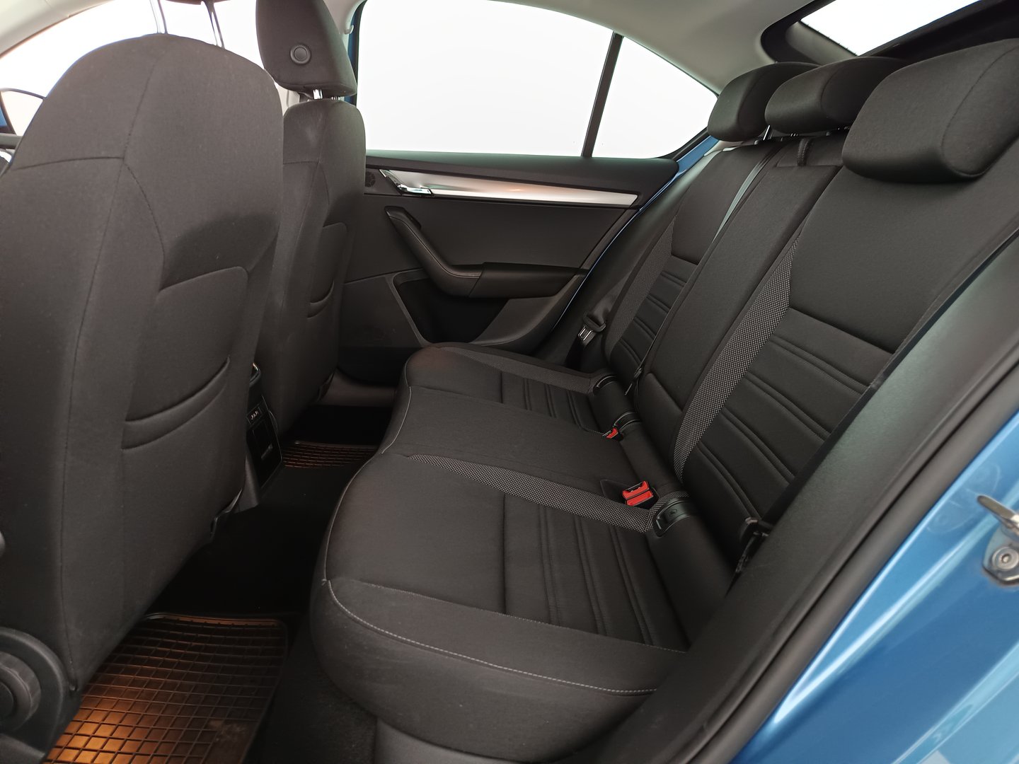 Škoda OCTAVIA Ambition TDI | Bild 28 von 31