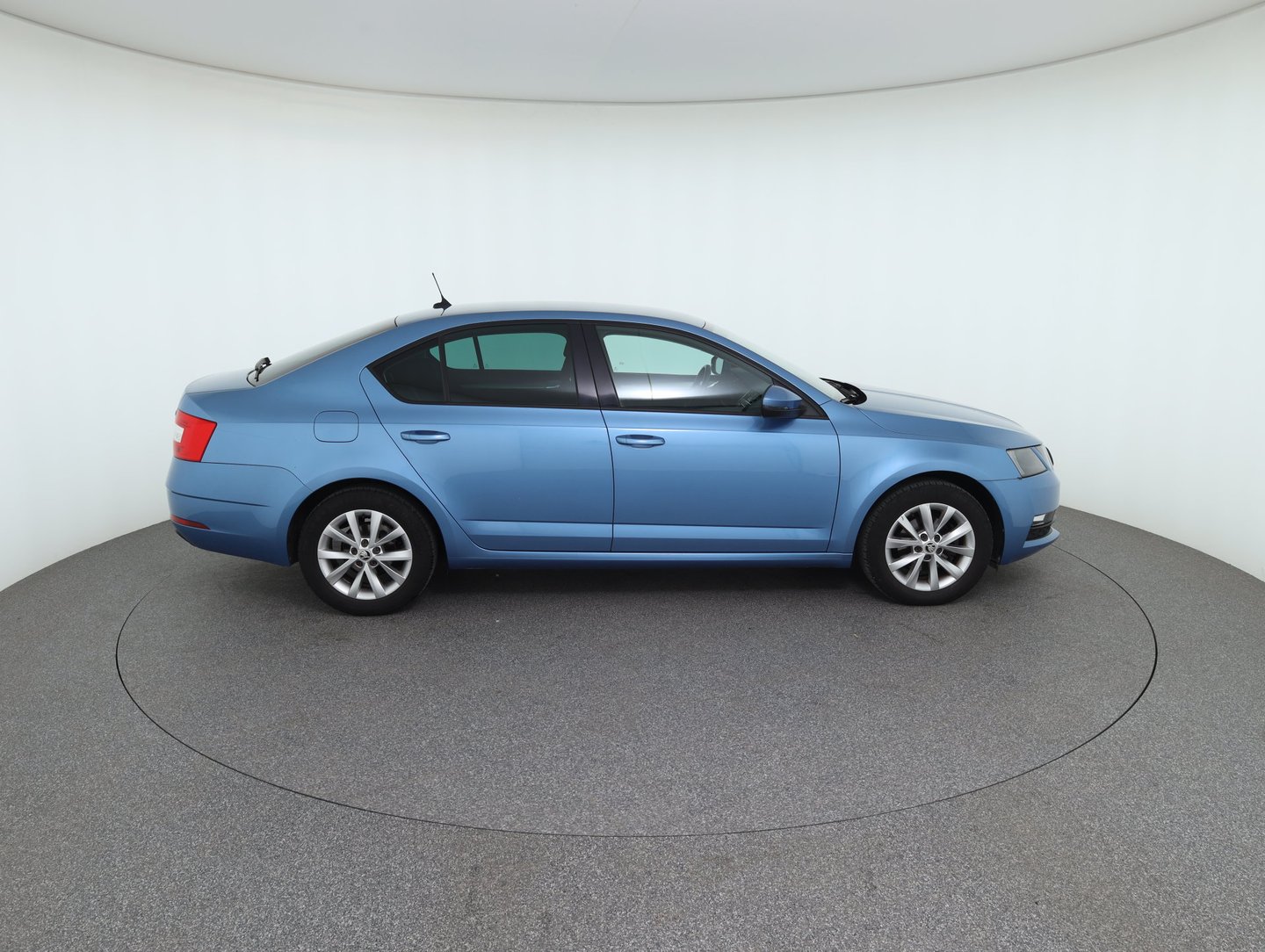 Škoda OCTAVIA Ambition TDI | Bild 4 von 31