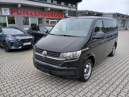 VW Multivan Trendline TDI 4MOTION