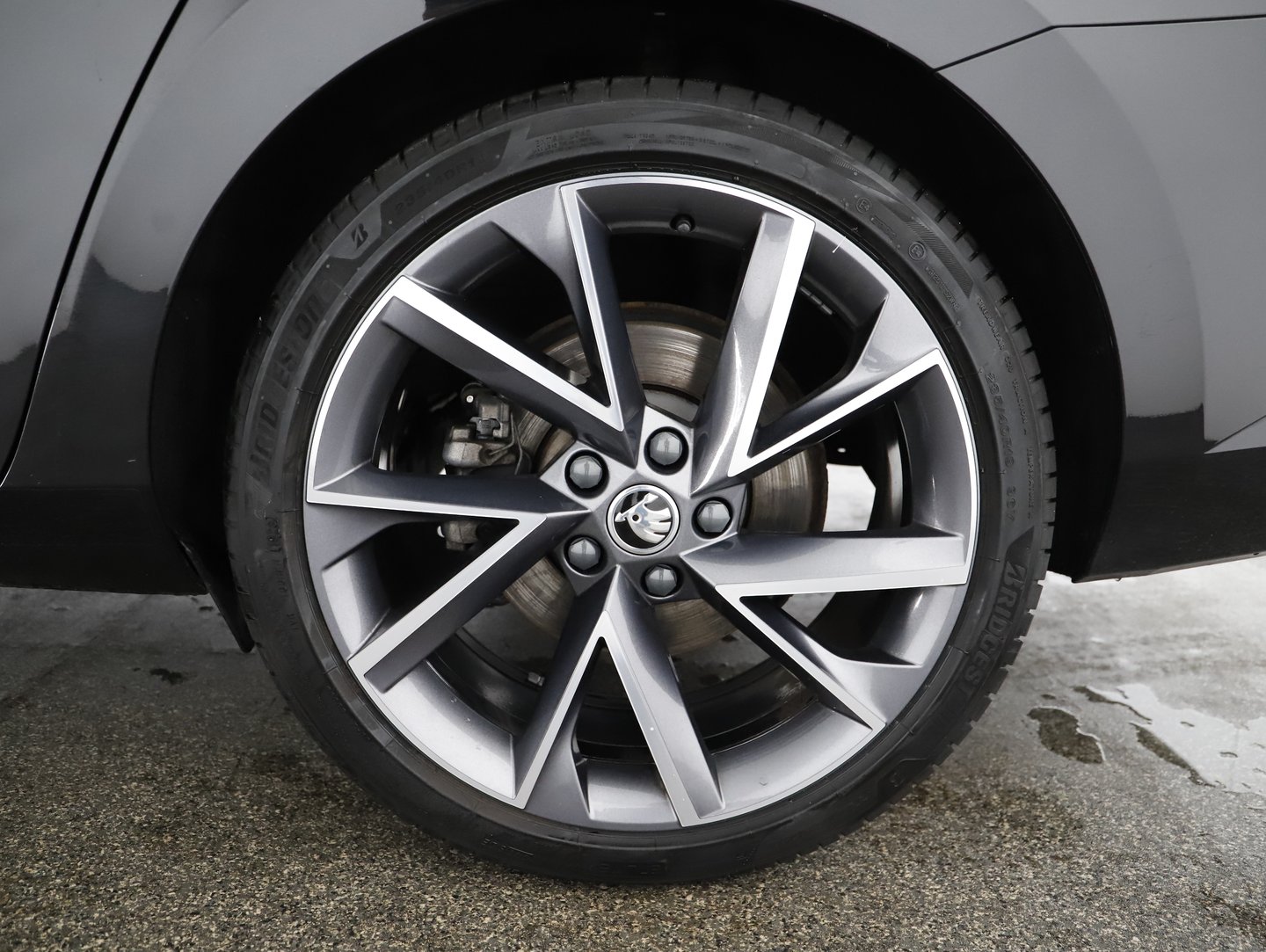 Škoda SUPERB Combi iV SPORTLINE DSG | Bild 3 von 25