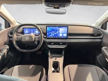 VW ID.Polo ID. Polo Life Edition 155 kW - 52 kWh in Oyster Silver Metallic
