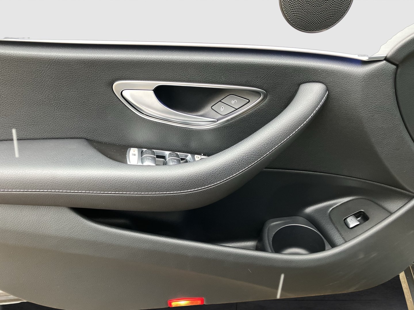 Mercedes E 220 d T 4MATIC Aut. | Bild 3 von 26