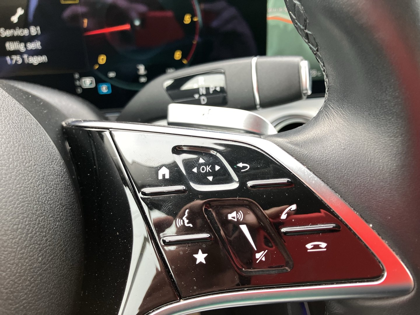 Mercedes E 220 d T 4MATIC Aut. | Bild 7 von 26