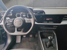 Audi A3 Sportback 35 TFSI in mittelblau - metallic