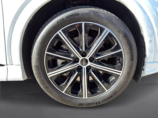 Bild eines Audi Q4 Sportback 45 e-tron