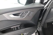 Audi Q4 Sportback e-tron performance in Mythosschwarz metallic