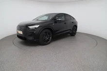 Audi Q4 Sportback e-tron performance in Mythosschwarz metallic