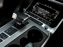 Audi A6 Limousine 50 TDI quattro Sport in brillantschwarz