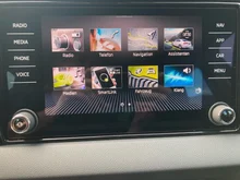 Škoda Karoq 4x4 Selection TDI DSG in Stahl-Grau